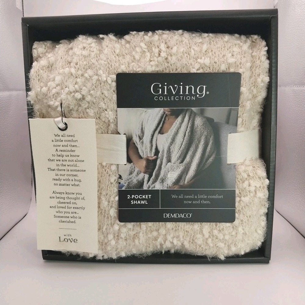 Demdaco Giving Collection Shawl 2- Pocket Cream W/Bookmark NIB 1004140004